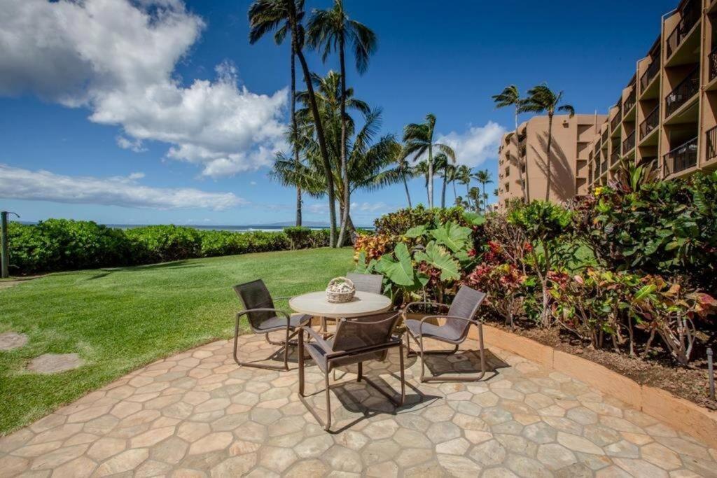 Stunning Maui Direct Ocean Front On The Beach, Walk To Beach From Condo, Watch Turtles, Whales, Ac In All Rooms Ocean View Pool And Spa Wailuku Екстериор снимка