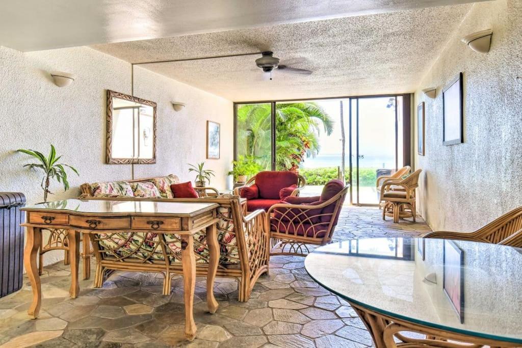 Stunning Maui Direct Ocean Front On The Beach, Walk To Beach From Condo, Watch Turtles, Whales, Ac In All Rooms Ocean View Pool And Spa Wailuku Екстериор снимка