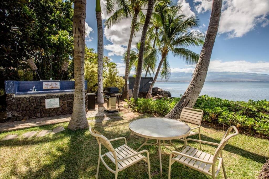 Stunning Maui Direct Ocean Front On The Beach, Walk To Beach From Condo, Watch Turtles, Whales, Ac In All Rooms Ocean View Pool And Spa Wailuku Екстериор снимка