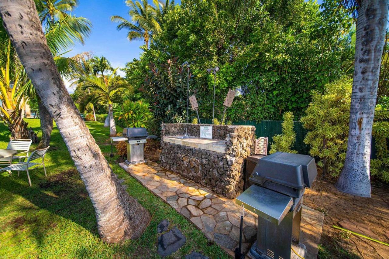 Stunning Maui Direct Ocean Front On The Beach, Walk To Beach From Condo, Watch Turtles, Whales, Ac In All Rooms Ocean View Pool And Spa Wailuku Екстериор снимка